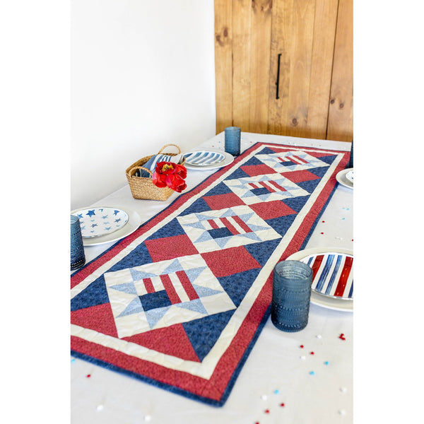 Festliches Quilt-Set „Freedom“ – Patriotischer Tischläufer, 40,6 x 163,6 cm, komplett mit Muster, Bindung und Rückseite