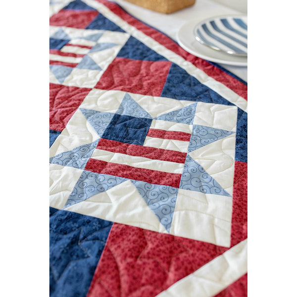 Festliches Quilt-Set „Freedom“ – Patriotischer Tischläufer, 40,6 x 163,6 cm, komplett mit Muster, Bindung und Rückseite