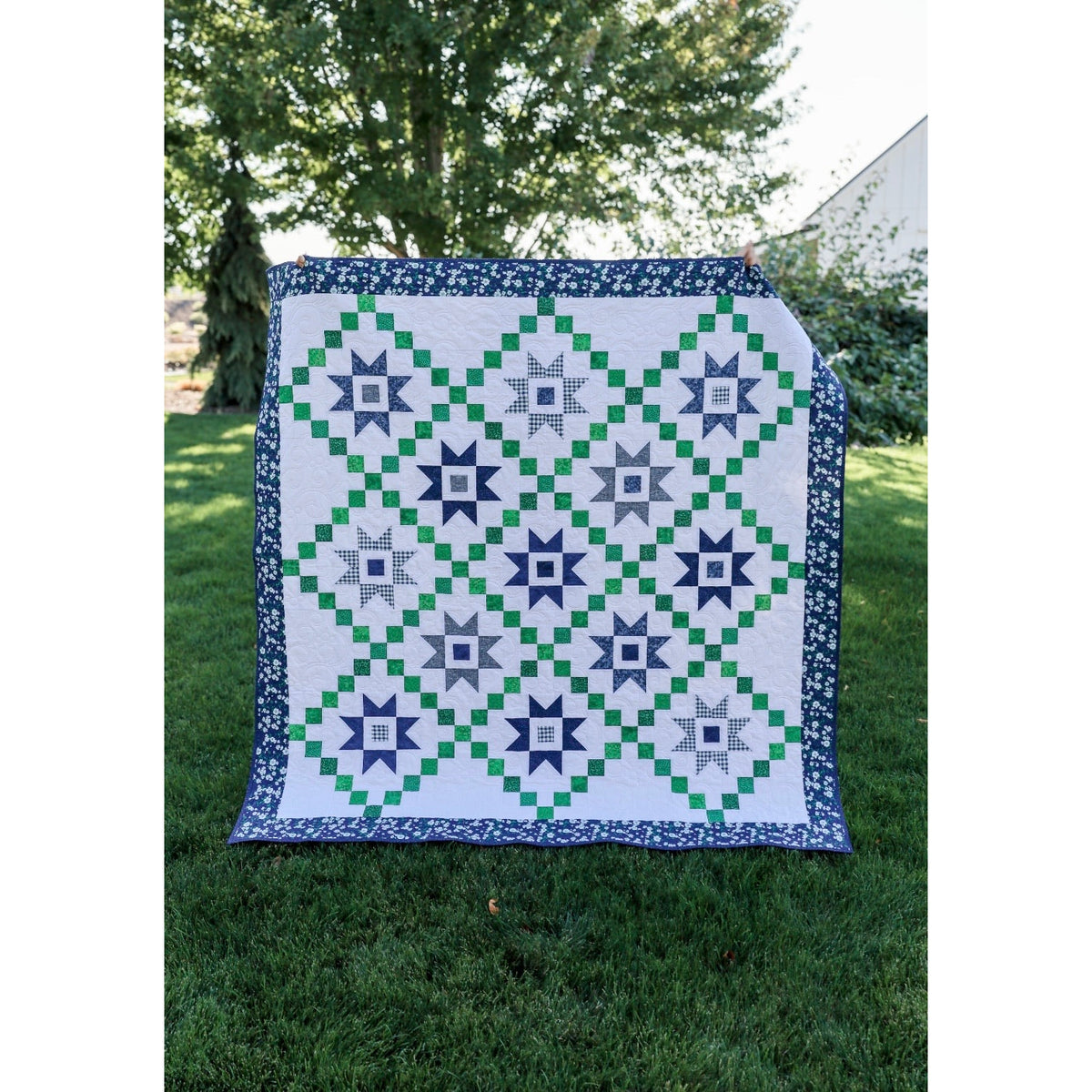 Nähfertiges Quilt-Set „Garten-Sternennacht“ (177,8 x 177,8 cm): Inklusive Stoff, Anleitung, Kanten und Rückseite